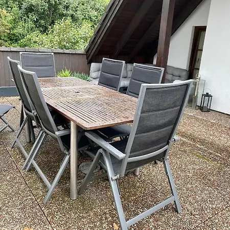 Apartman Mitten Im Gruenen *